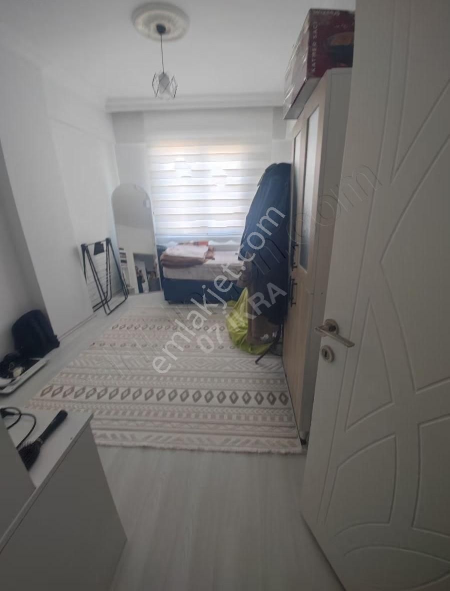 Konuksever 2+1 İçi Full Yapili Herseyi Ayri Daire - Görsel 4