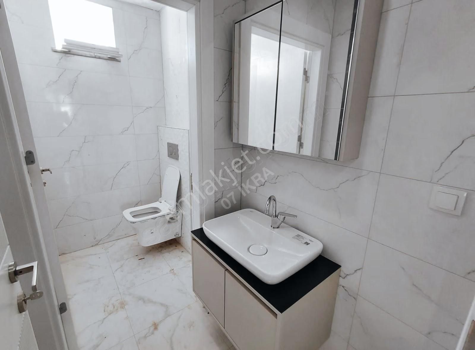 Göksuda 2+1 Ultra Konforlu Sıfır Ara Katta Havuzlu Daire - Görsel 6