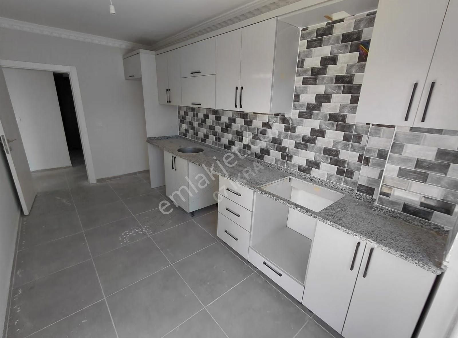 Göksunun Enn Uygunu 3+1 Ara Katta Havuzlu Sıfır Daire