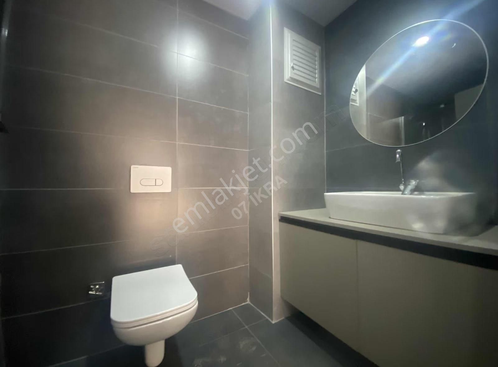 Çankaya Mahallesinde Havuzlu Site İçerisinde 2+1 Satılık Daire - Görsel 11