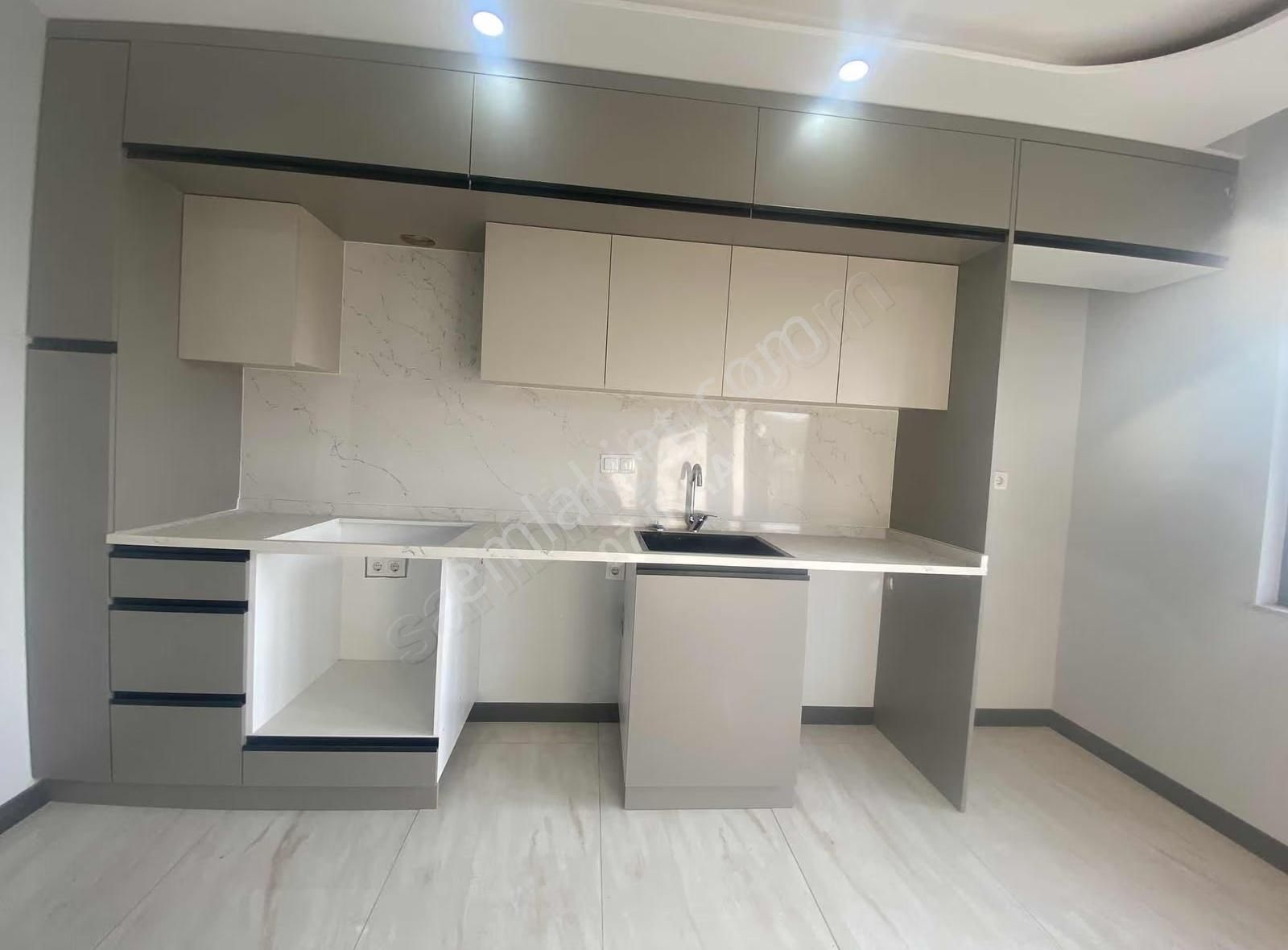 Çankaya Mahallesinde Havuzlu Site İçerisinde 2+1 Satılık Daire - Görsel 26