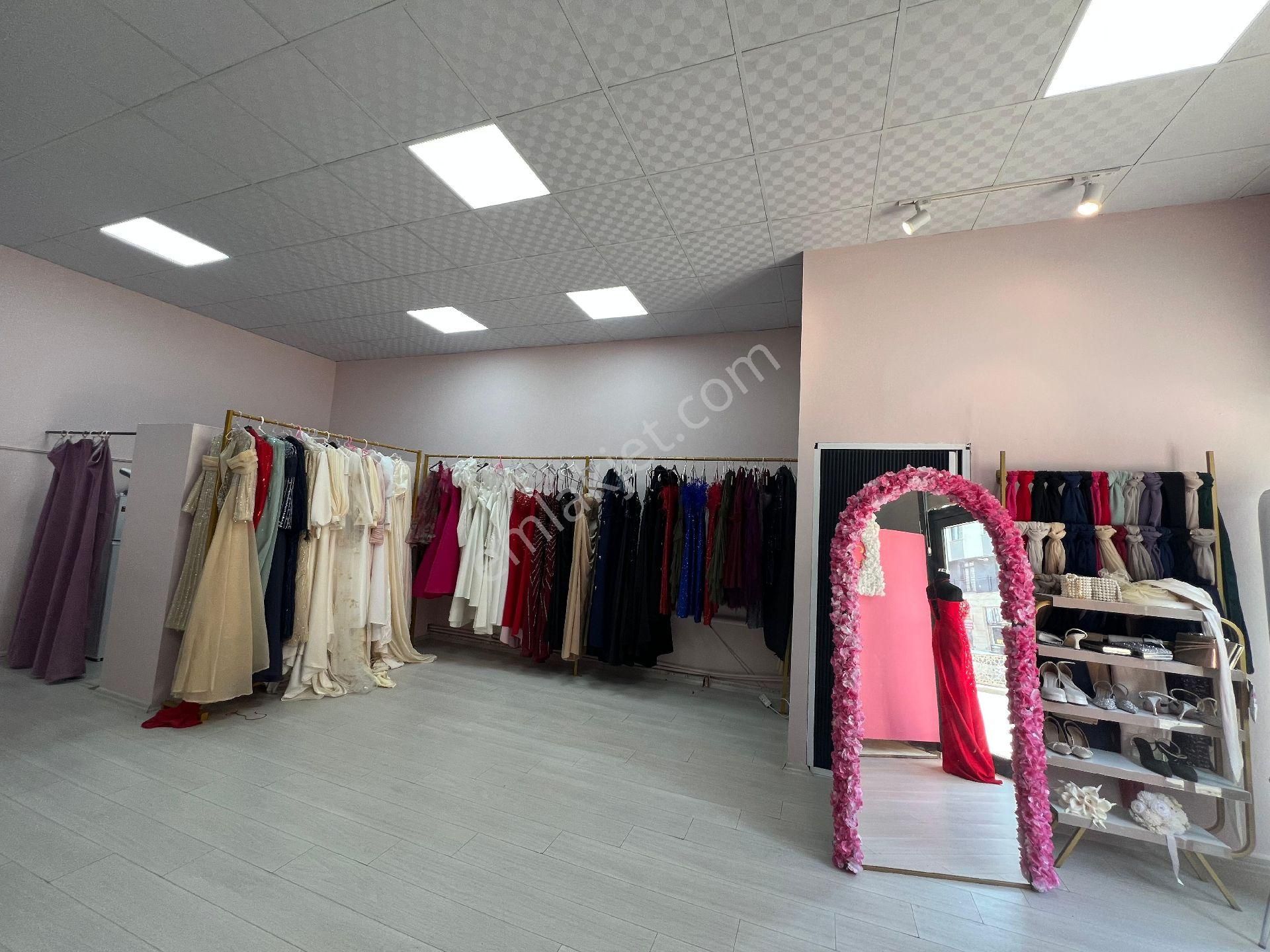 .devren Satılık Abiye Modelleri - Görsel 3