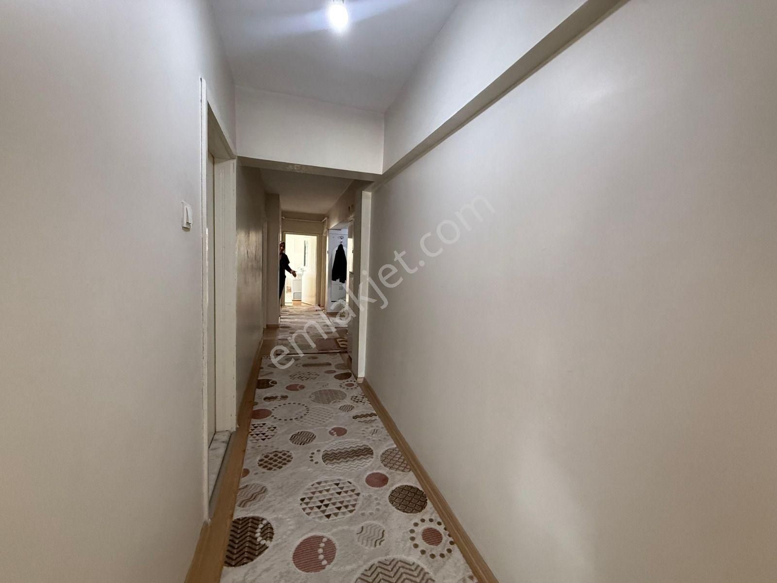 Sincan Plevne Mahallesi 3+1 Ara Katta Ön Cephe Yapılı Daire - Görsel 31