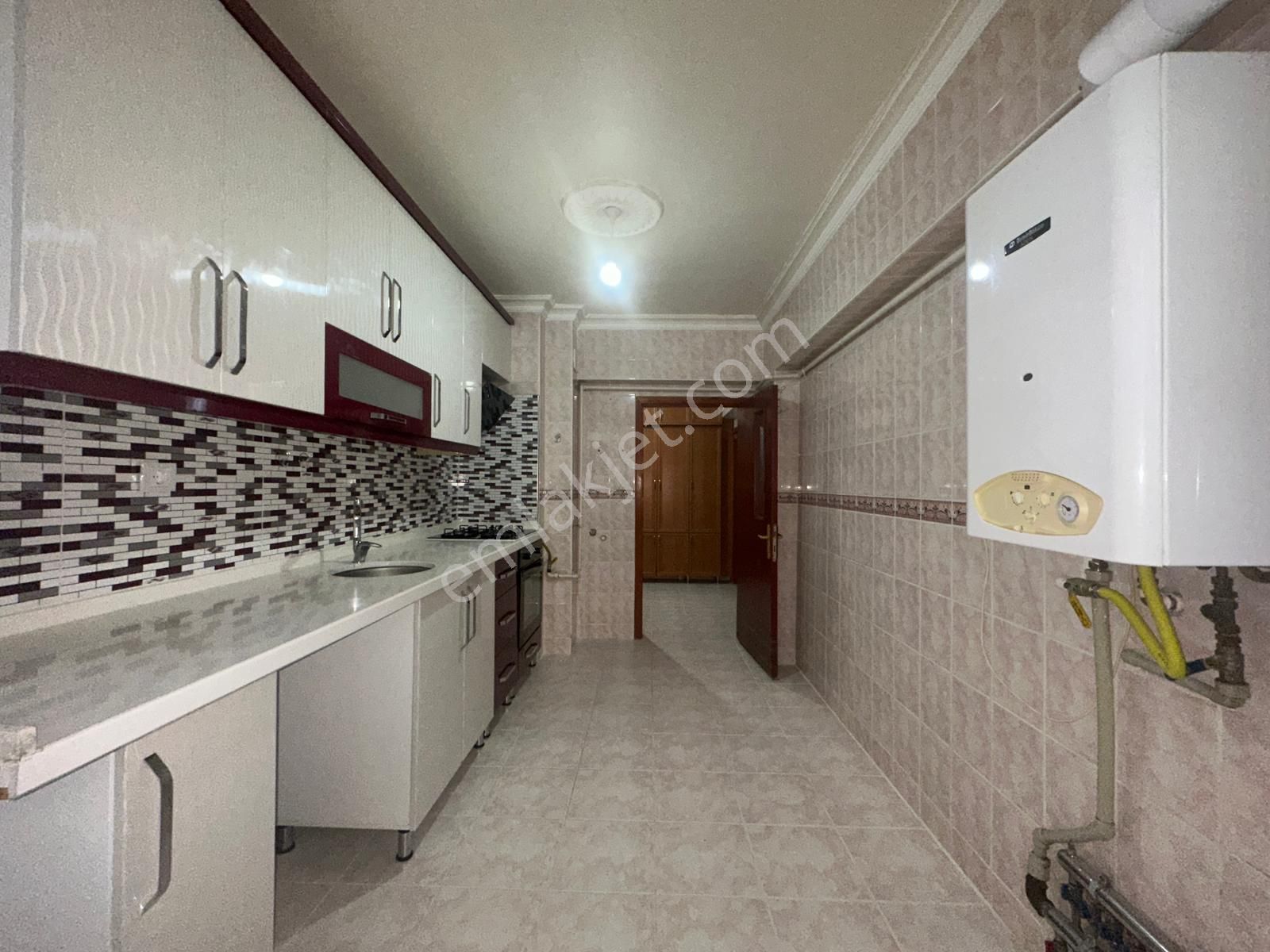 Duru Emlak'tan Duru Tıp Merkezi Yakını Ara Kat 3+1 Daire - Görsel 3