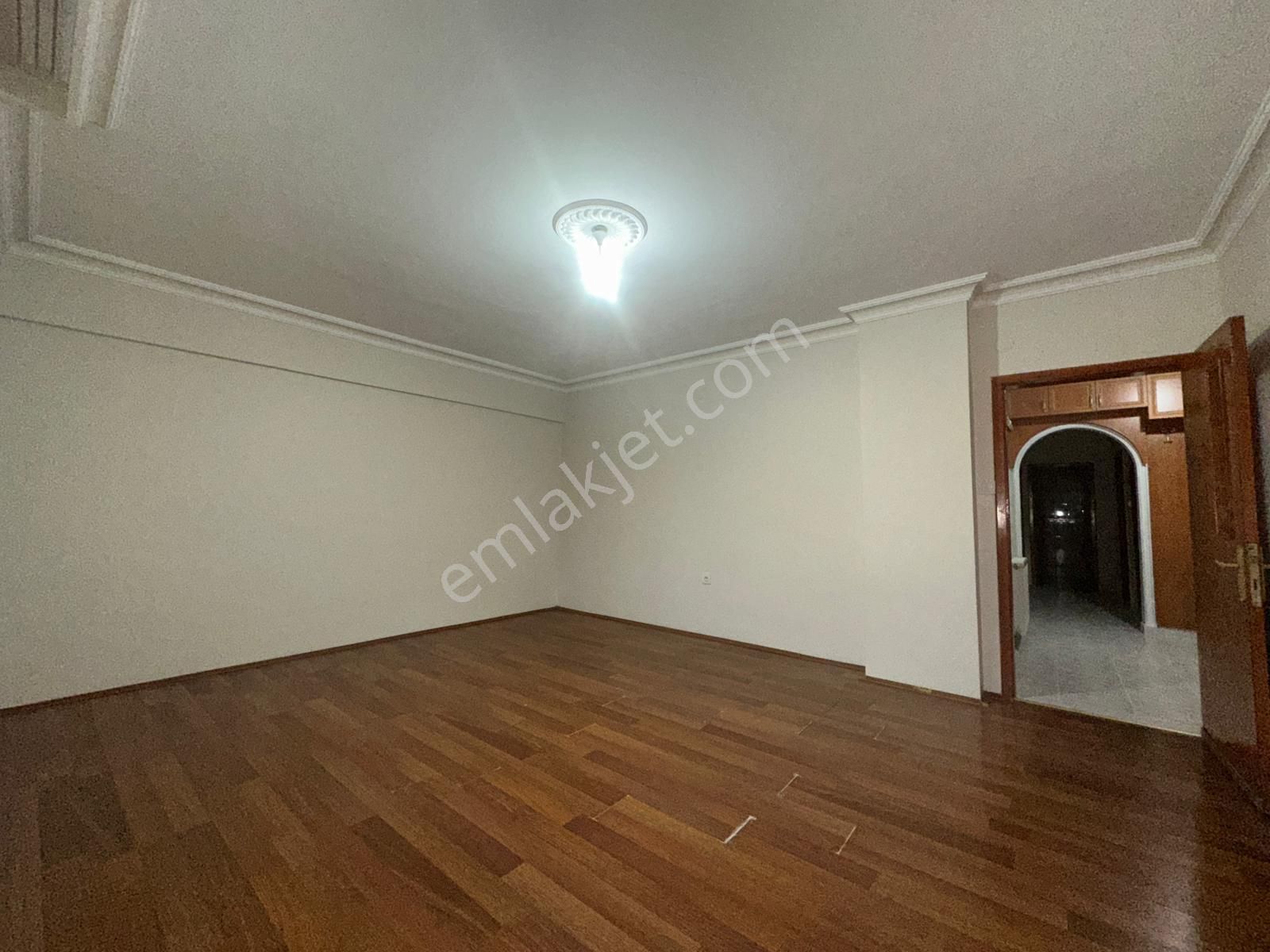 Duru Emlak'tan Duru Tıp Merkezi Yakını Ara Kat 3+1 Daire - Görsel 8