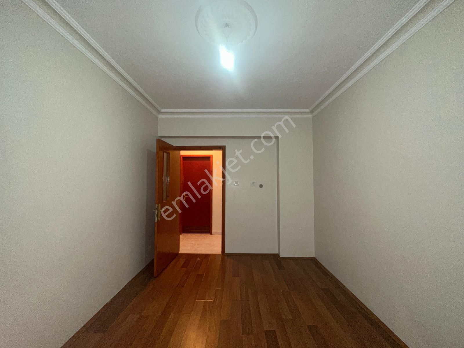 Duru Emlak'tan Duru Tıp Merkezi Yakını Ara Kat 3+1 Daire - Görsel 12