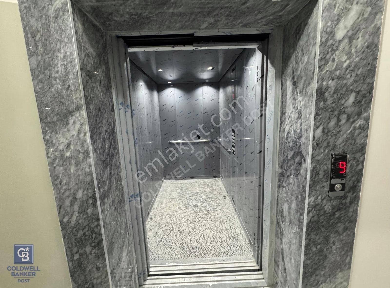 Bayraklı Manavkuyu'da Sıfır Yeni Satılık 3+1 Daire - Görsel 15