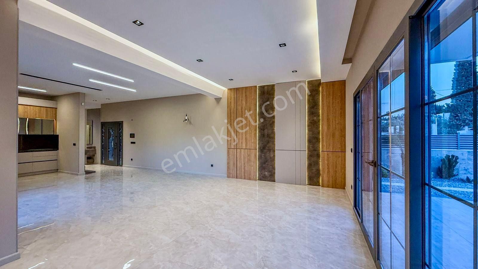 Doğayla İç İçe, 4+1 Özel Havuzlu Modern Müstakil Villa - Görsel 13