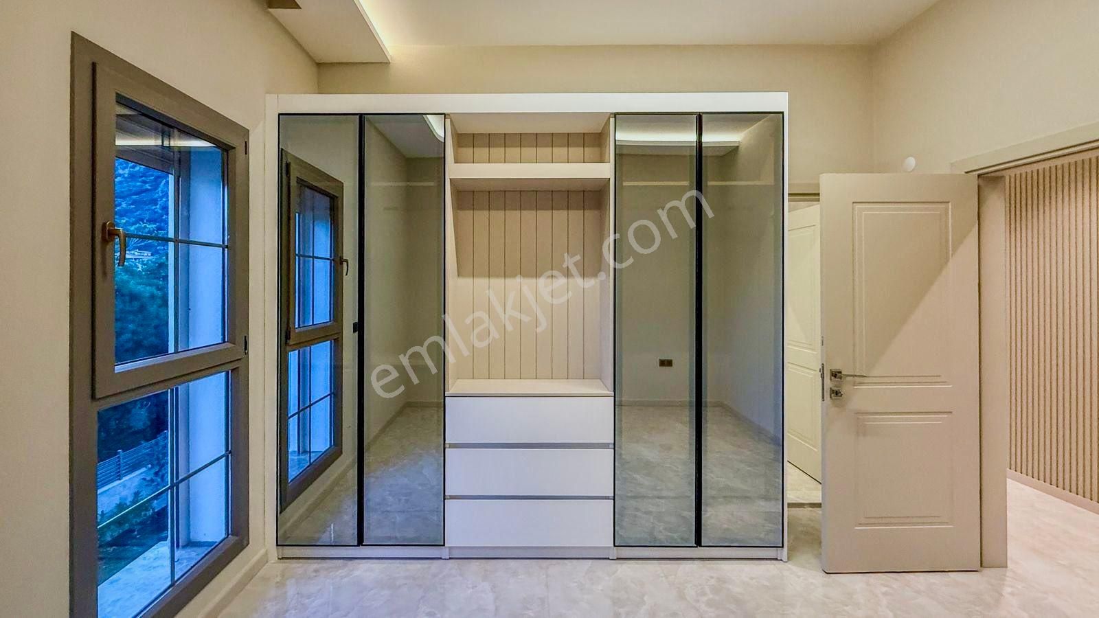 Doğayla İç İçe, 4+1 Özel Havuzlu Modern Müstakil Villa - Görsel 31