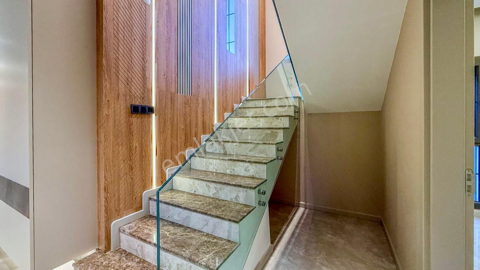 Doğayla İç İçe, 4+1 Özel Havuzlu Modern Müstakil Villa - Görsel 18