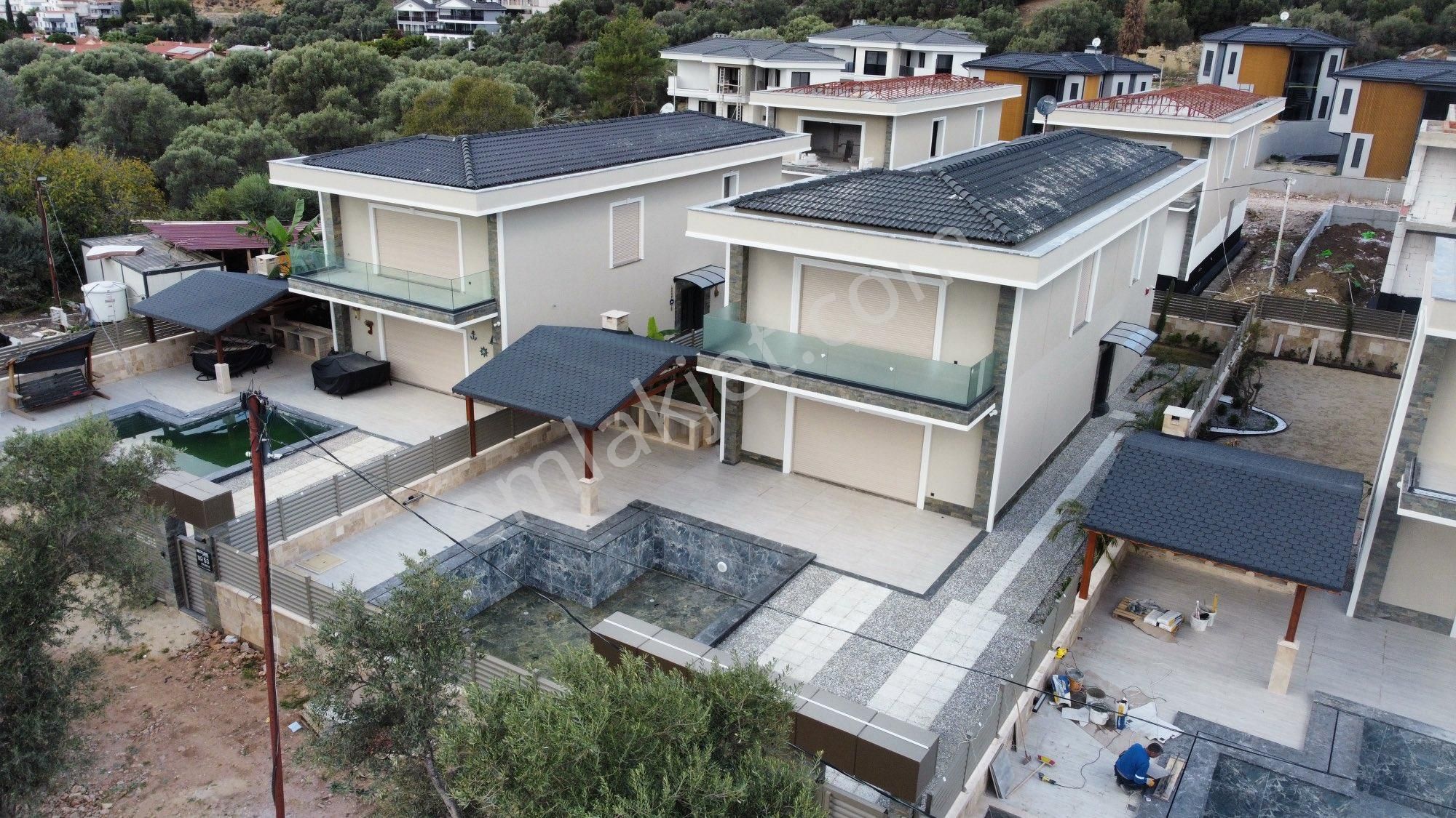 Doğayla İç İçe, 4+1 Özel Havuzlu Modern Müstakil Villa - Görsel 4