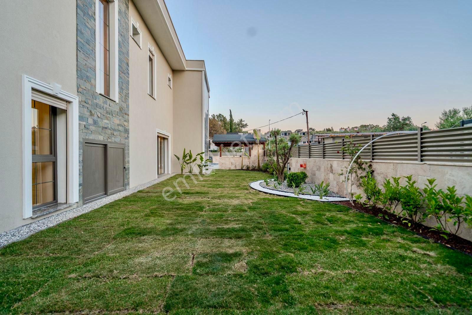 Doğayla İç İçe, 4+1 Özel Havuzlu Modern Müstakil Villa - Görsel 7