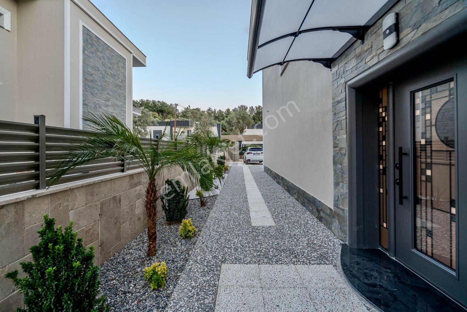 Doğayla İç İçe, 4+1 Özel Havuzlu Modern Müstakil Villa - Görsel 8