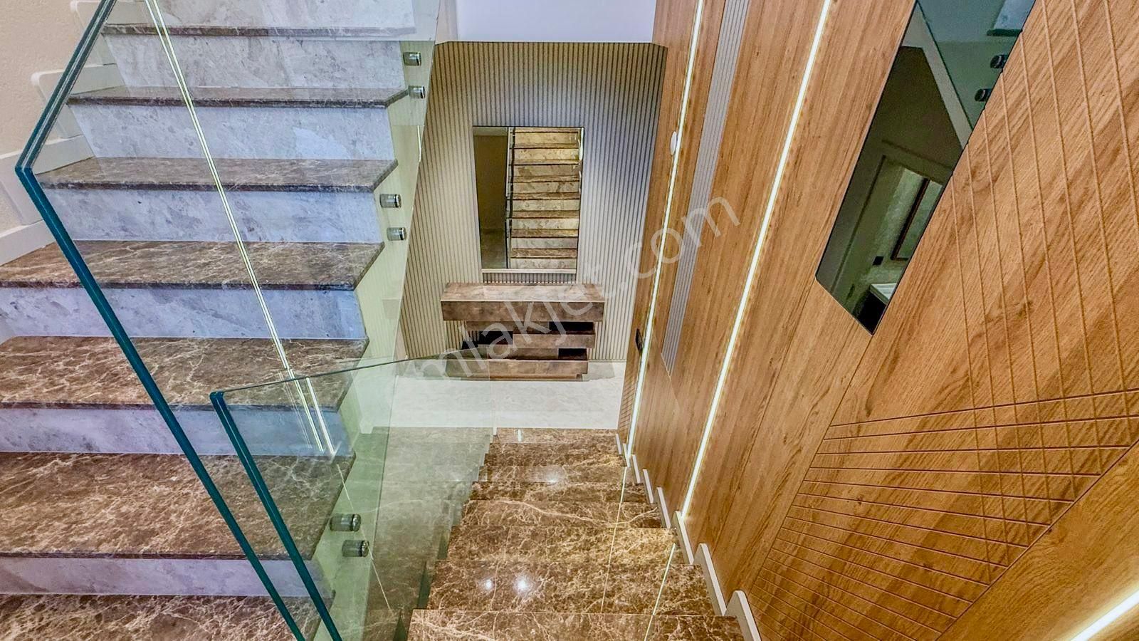 Doğayla İç İçe, 4+1 Özel Havuzlu Modern Müstakil Villa - Görsel 15