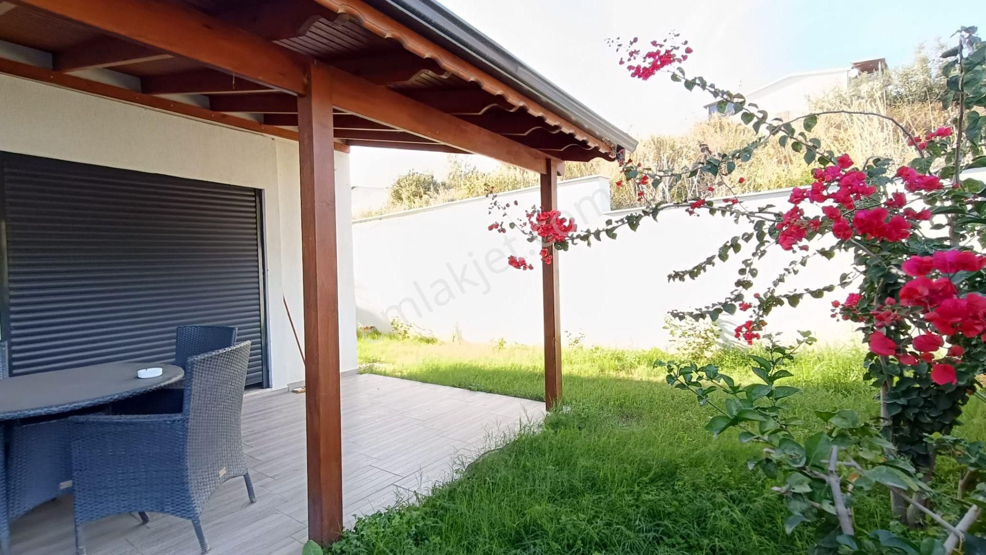 Acil!!! Büyük Bahçeli, 3+1 Triplex Villa - Görsel 6