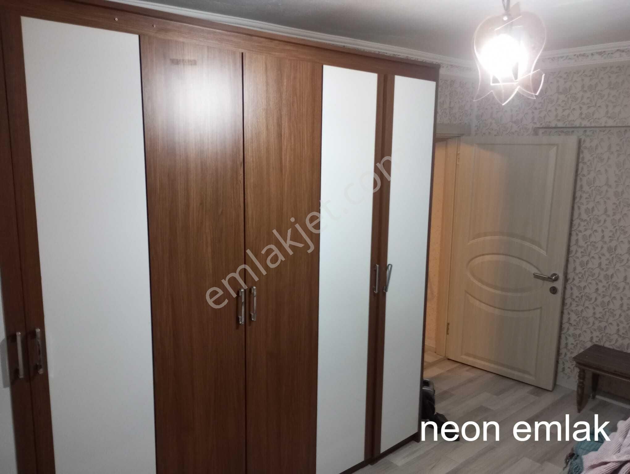Neon Dan A. Eglencede Eşyalı Kiralık Daire - Görsel 8