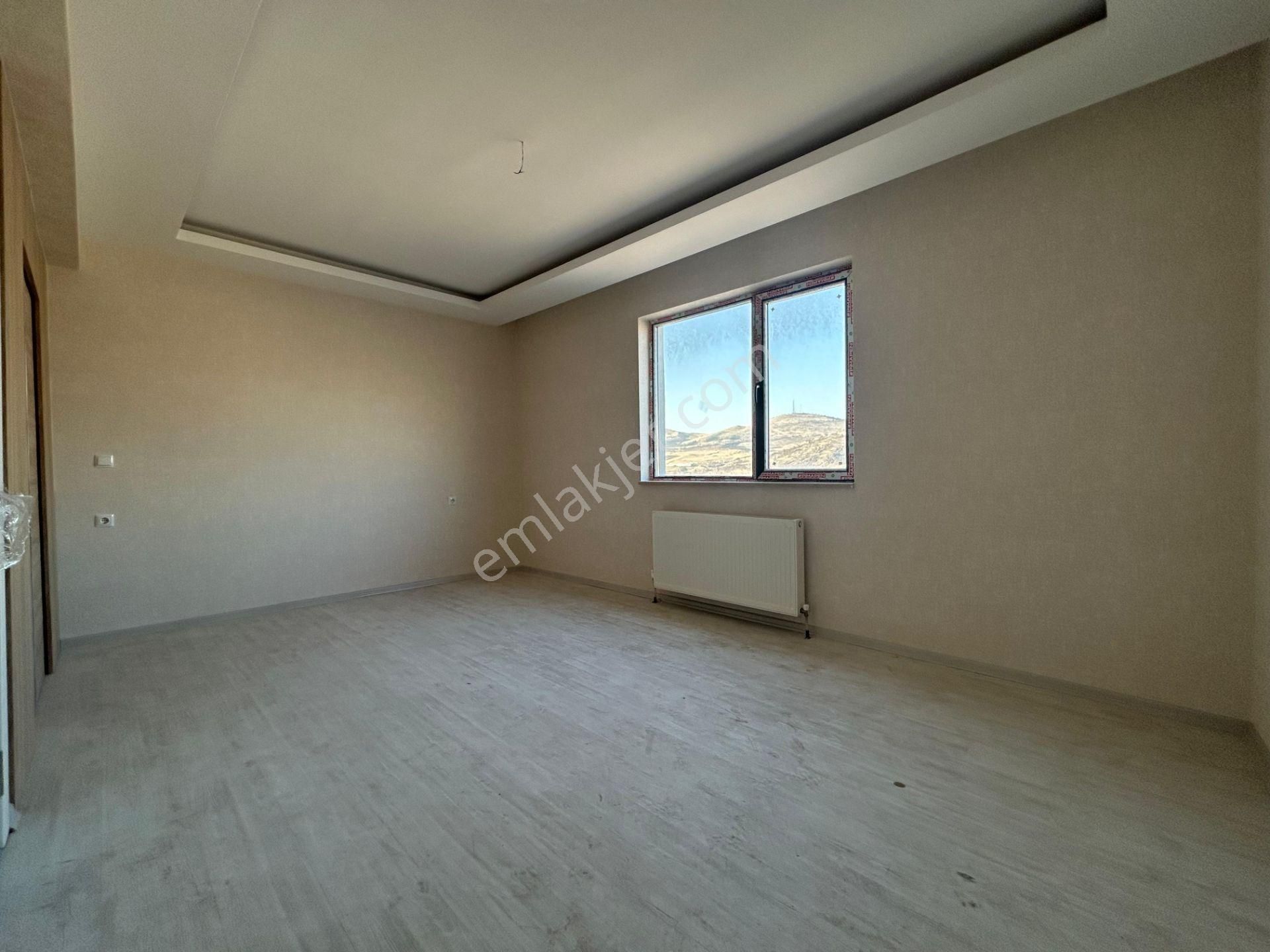 Ovacık Mevkii'de 4.5+1 Muazzam Site Dairesi! - Görsel 8