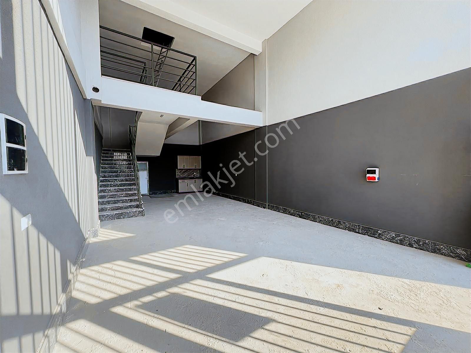 Engin Emlak'tan Karacaören Sanayi Sitesi'nde Kiralık Dükkan - Görsel 6