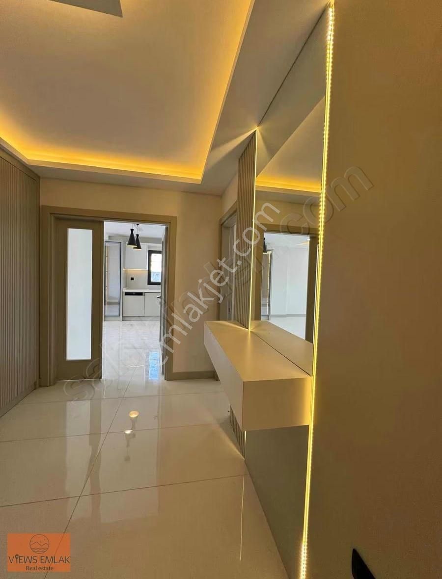 Kuşadasında 2+1 Geniş Kullanıml Havuzlu Sitede Sıfır Daire - Görsel 4