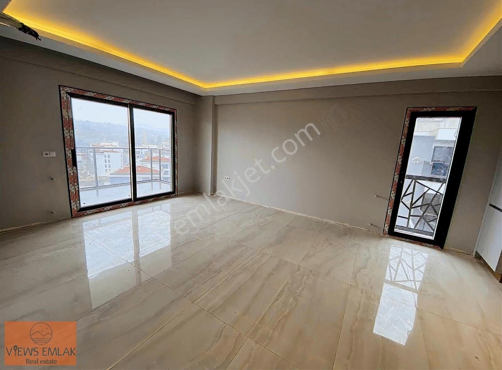 Kuşadasında Havuzlu Site İçerisinde 2+1 Satılık Lüks Daire - Görsel 26