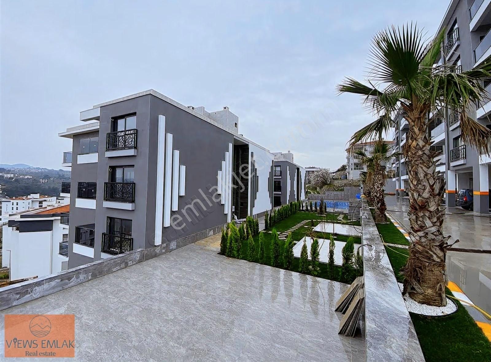 Kuşadasında Havuzlu Site İçerisinde 2+1 Satılık Lüks Daire - Görsel 12