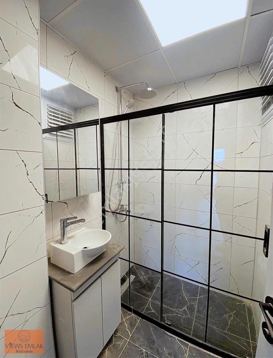 Kuşadasında Havuzlu Site İçerisinde 2+1 Satılık Lüks Daire - Görsel 30