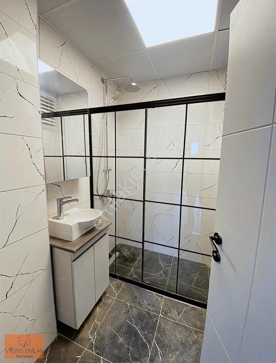 Kuşadasında Havuzlu Site İçerisinde 2+1 Satılık Lüks Daire - Görsel 14