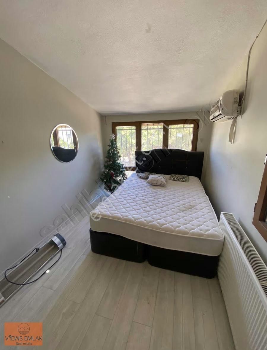 Kuşadasında Tek Müstakil Özel Havuzlu + İmarlı Satılık Arsa - Görsel 7