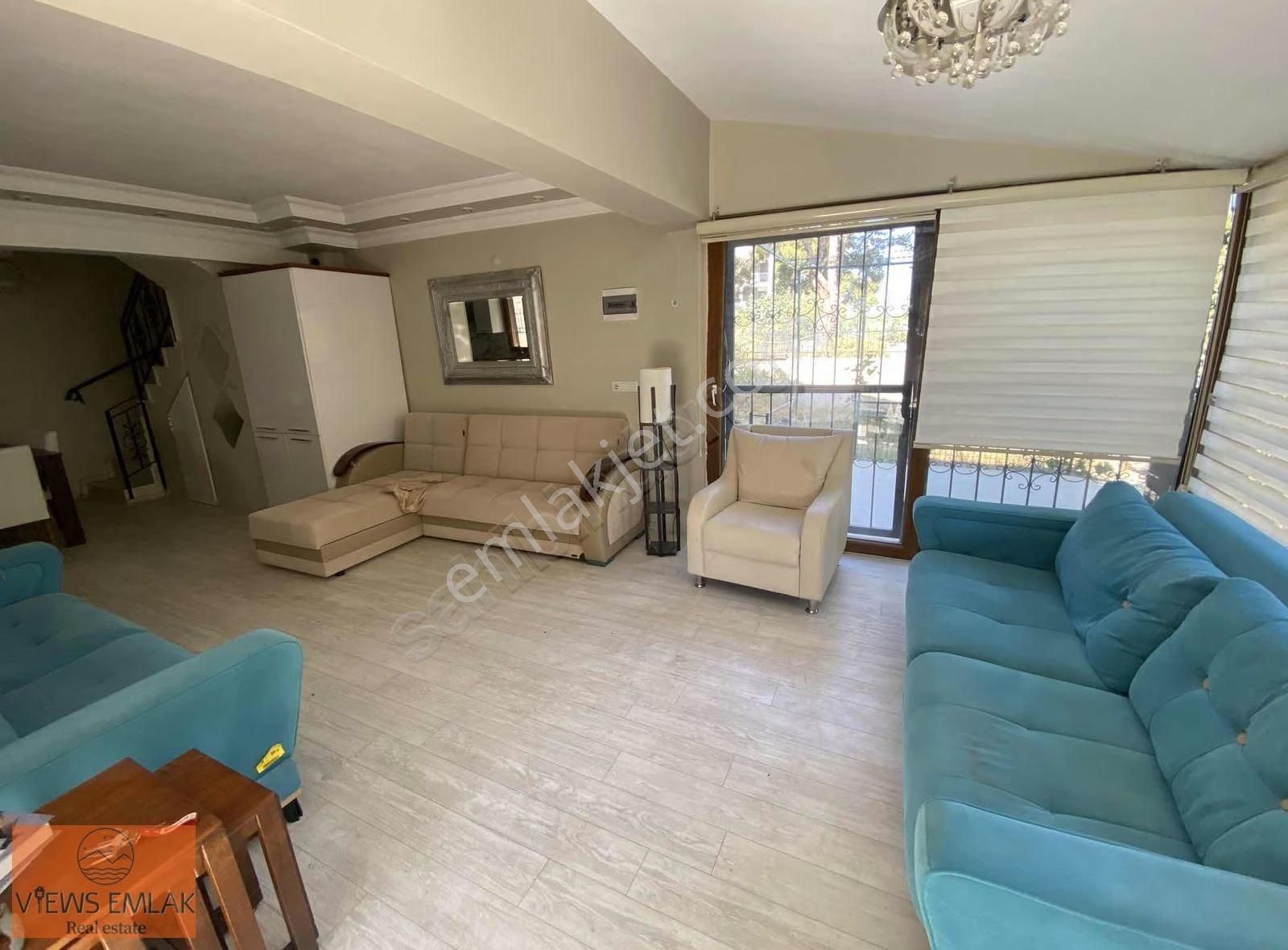 Kuşadasında Tek Müstakil Özel Havuzlu + İmarlı Satılık Arsa - Görsel 18