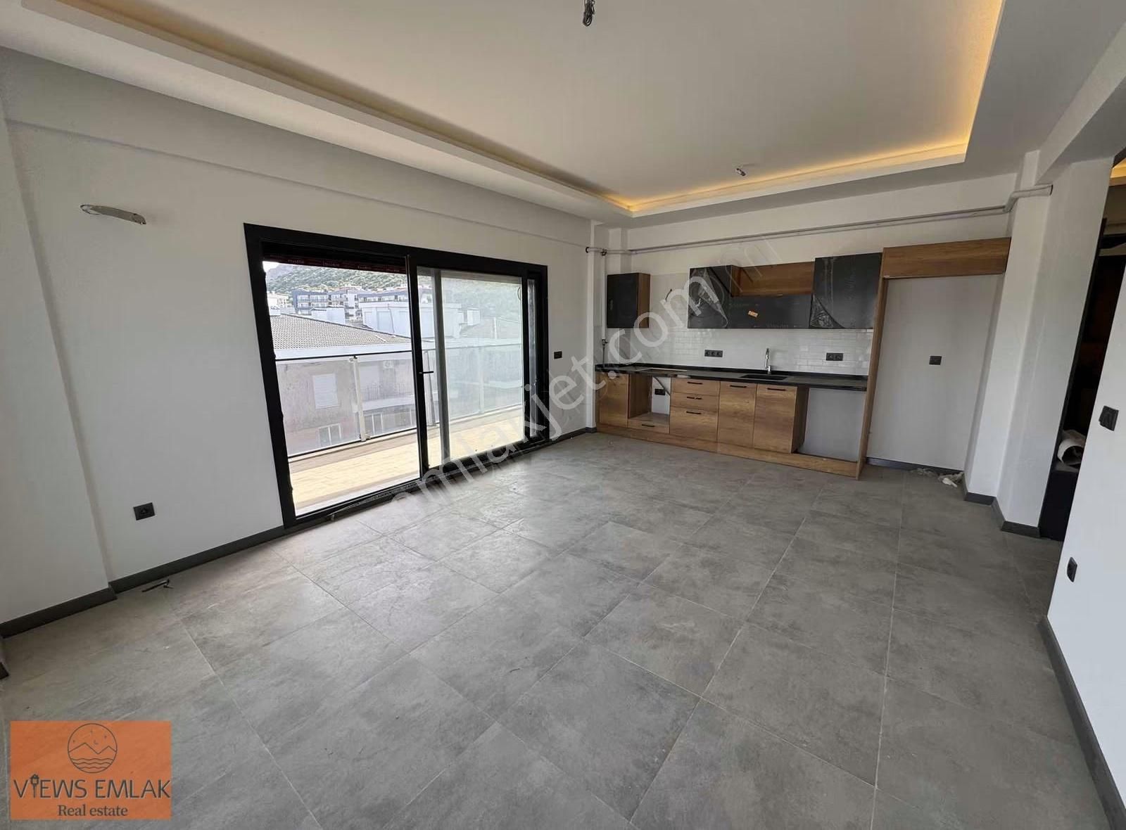 Kuşadasında Deniz Manzaralı 2+1 Sıfır Havuz Cepheli Fırsat Daire - Görsel 14