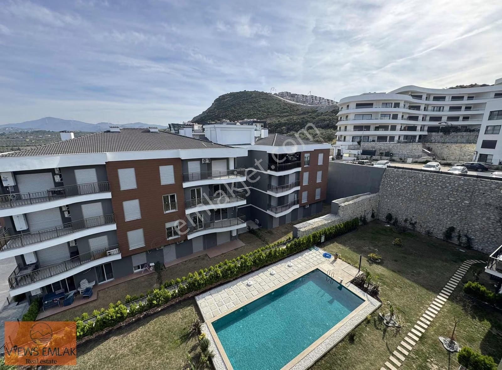 Kuşadasında Deniz Manzaralı 2+1 Sıfır Havuz Cepheli Fırsat Daire - Görsel 2