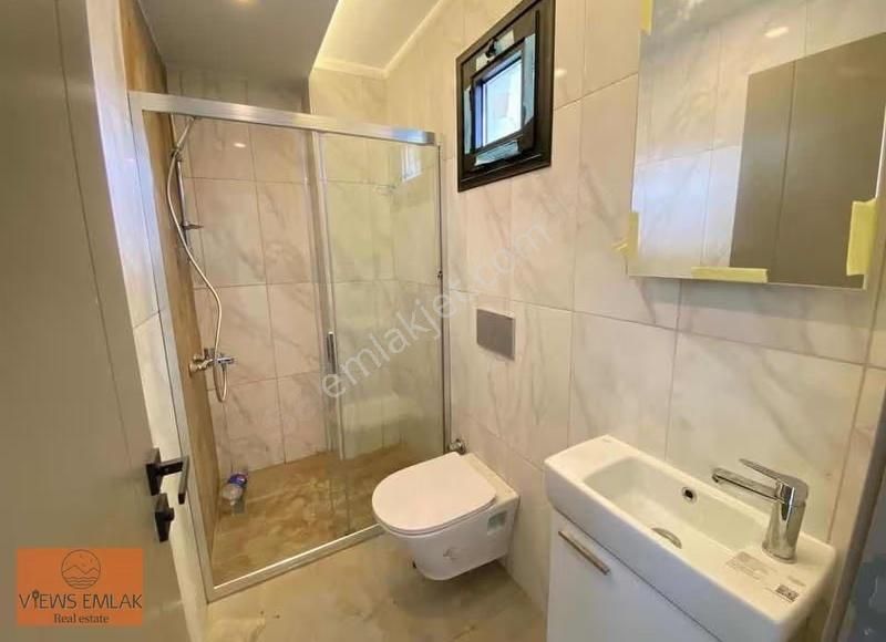 Kuşadasında Tek Müstakil Köşe Konum Havuzlu Sitede Villa - Görsel 13