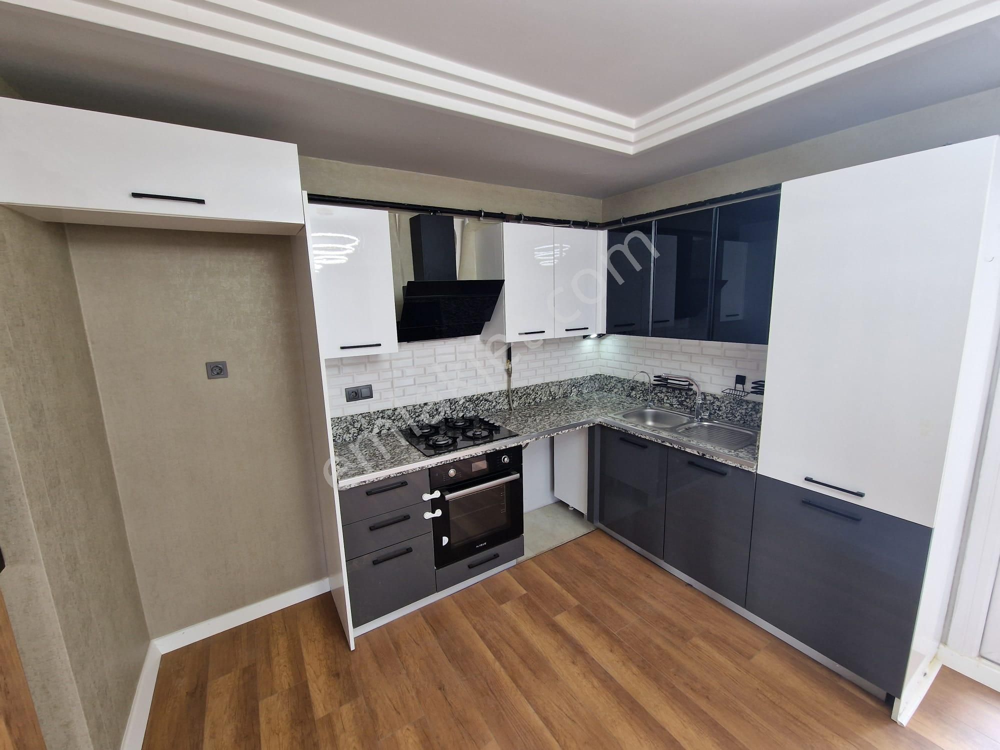 İz'den Gürselpaşa'da Full Extralı Havuzlu 3+1 Satılık Daire