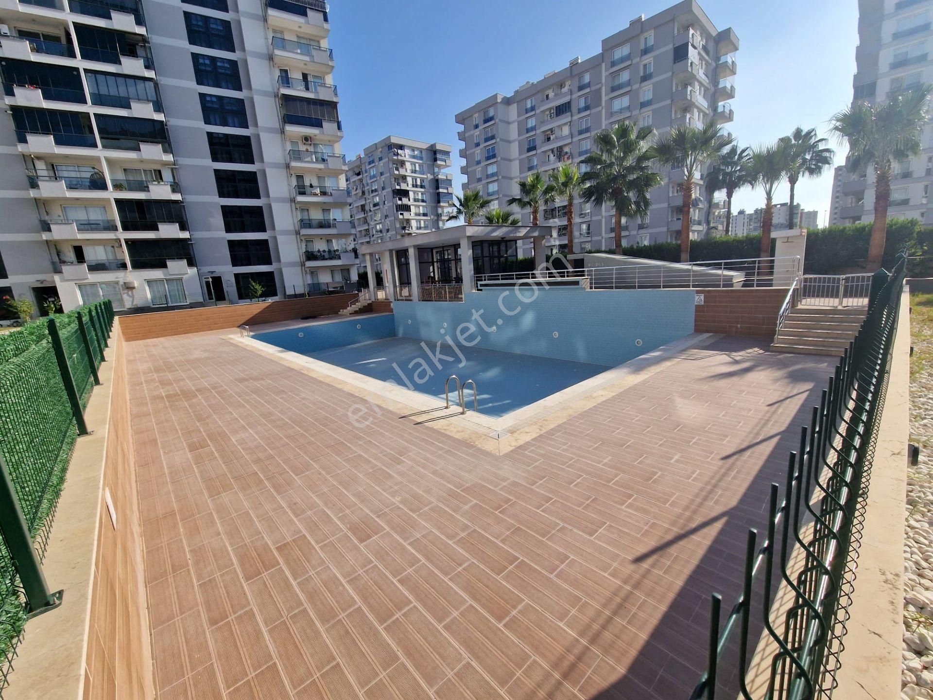 İz'den Gürselpaşa'da Full Extralı Havuzlu 3+1 Satılık Daire - Görsel 30