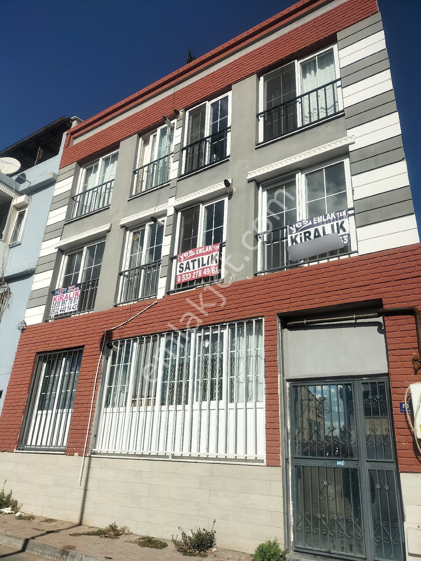 Aydın Efeler Köprülü Mahallesi'nde 1+1 Eşyalı Kiralık Daire