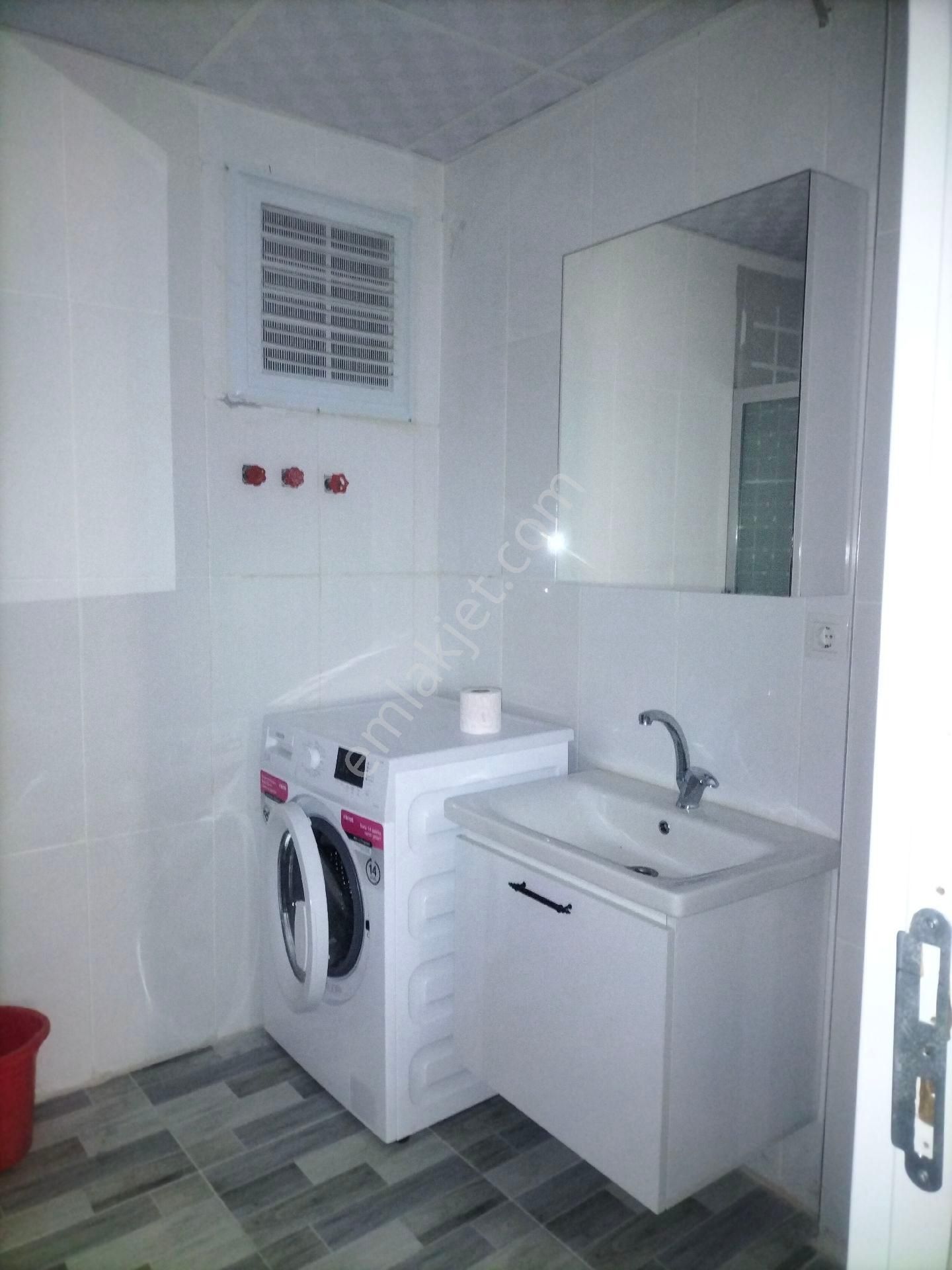Aydın Efeler Köprülü Mahallesi'nde 1+1 Eşyalı Kiralık Daire - Görsel 12