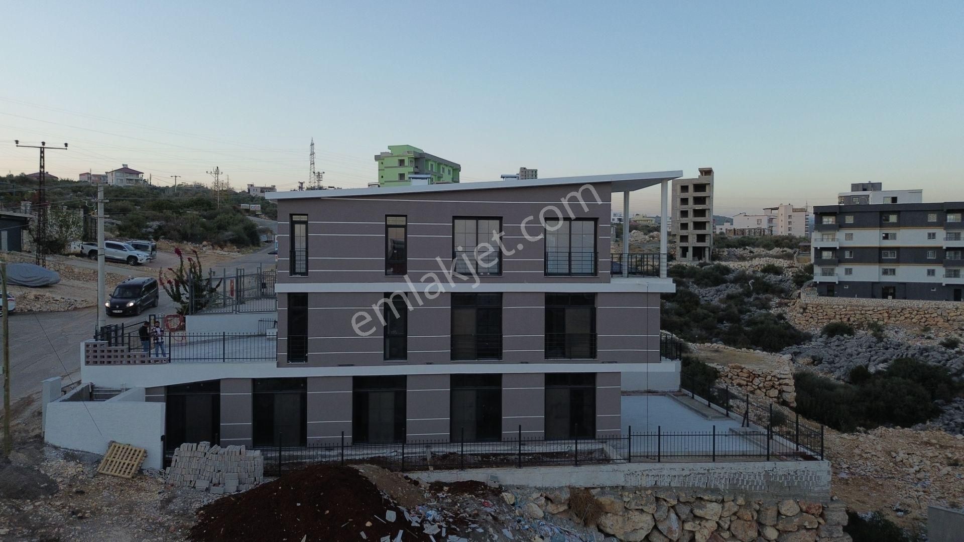 Mersin Erdemli Tırtar Mahallesi’nde Satılık Villa Tarzı Komple Bina - Görsel 6