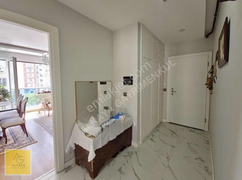 Suadiye Ayşe Kadın'da 3+1 Satılık Daire 5 Yıllık Bina Y.havuzlu - Görsel 2