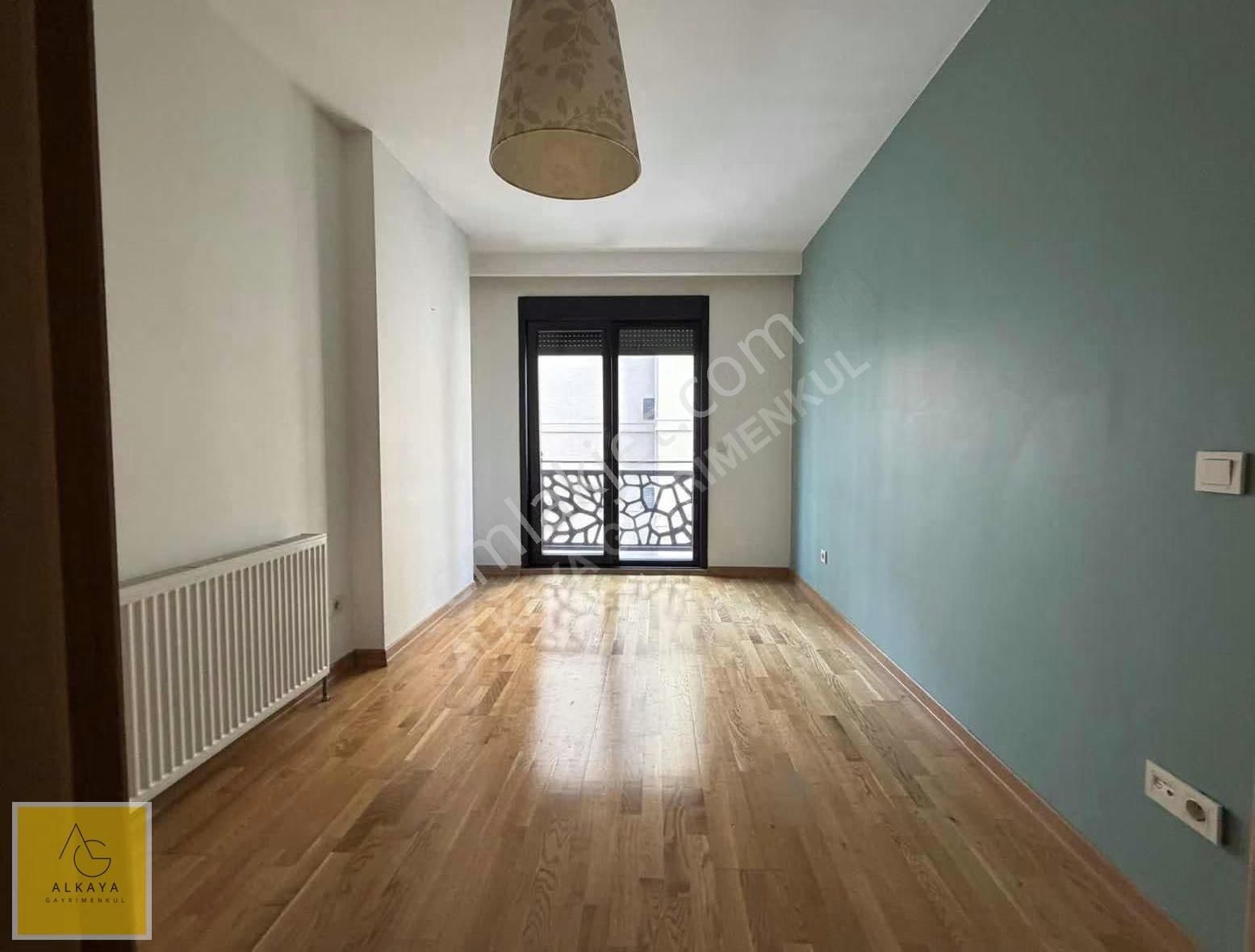 Alkaya'dan Bostancı'da Satılık 3+1 Balkonlu Boş Daire Ara Katta - Görsel 32