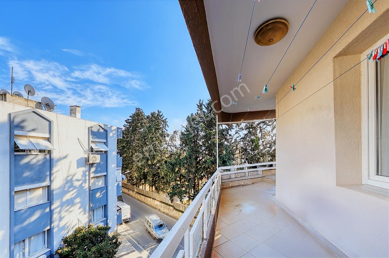 Şirinyer Hipodrom Yakınında 3+1 Satılık Daire - Görsel 2