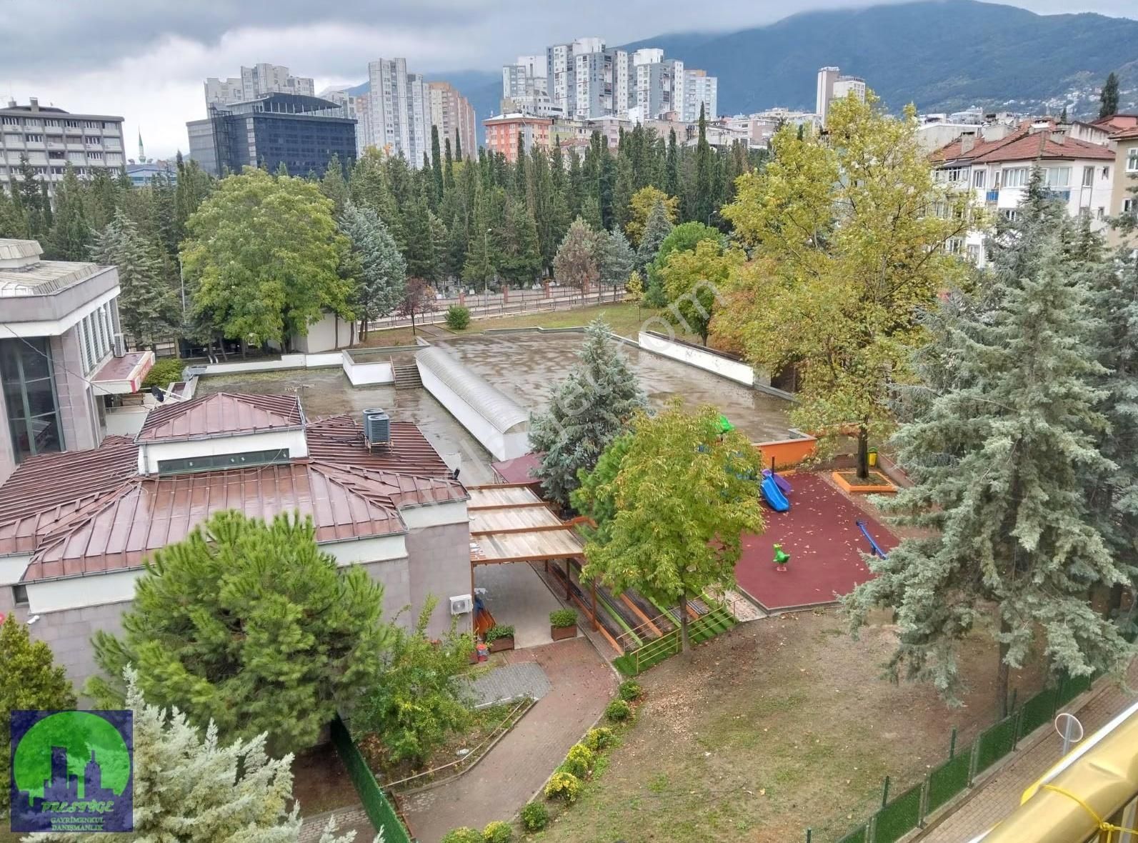 Altıparmak Çarşamba'da Geniş Bakımlı 2,5+1 Kiralık Daire - Görsel 11