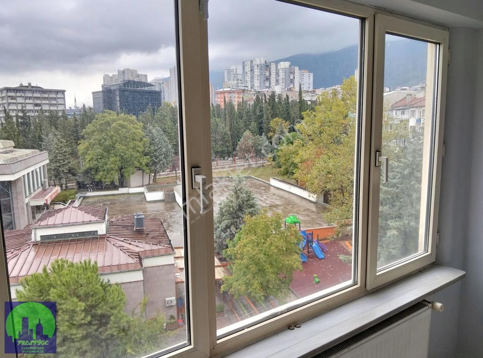 Altıparmak Çarşamba'da Geniş Bakımlı 2,5+1 Kiralık Daire - Görsel 14