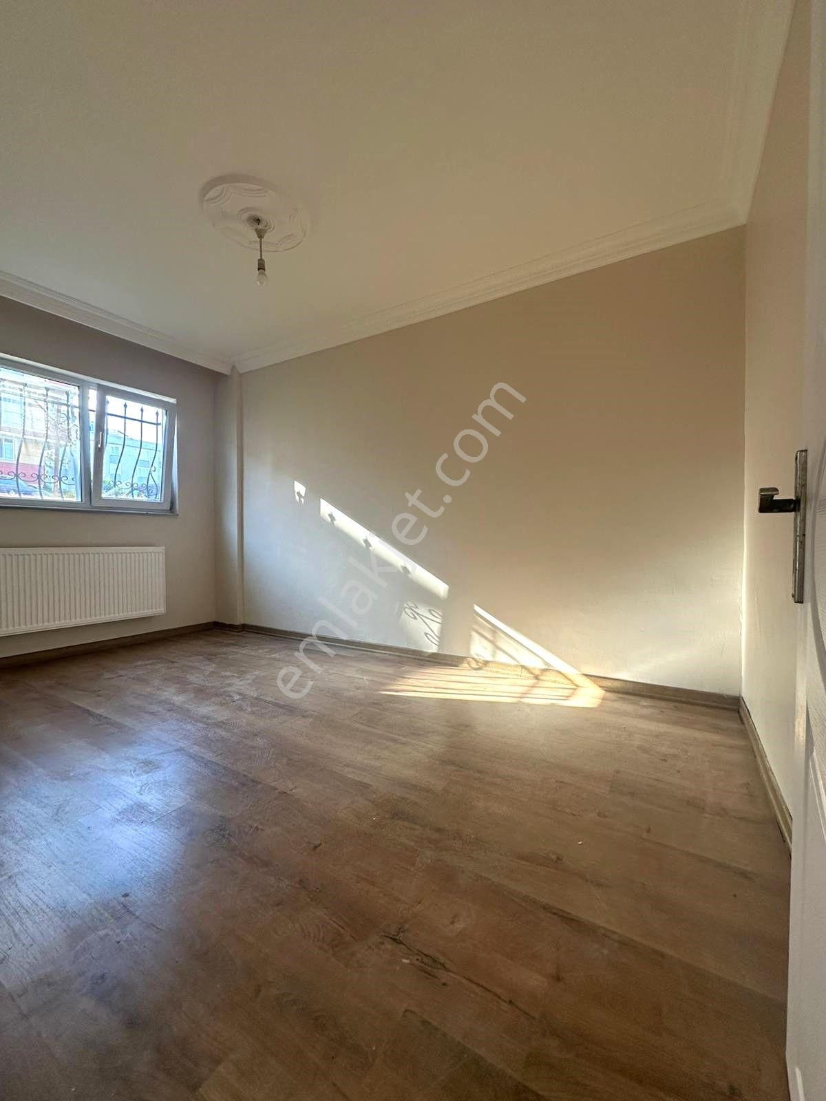 Silivri Cumhuriyet Mah. Site İçinde Bodrum Kat Satılık 2+1 Daire - Görsel 5