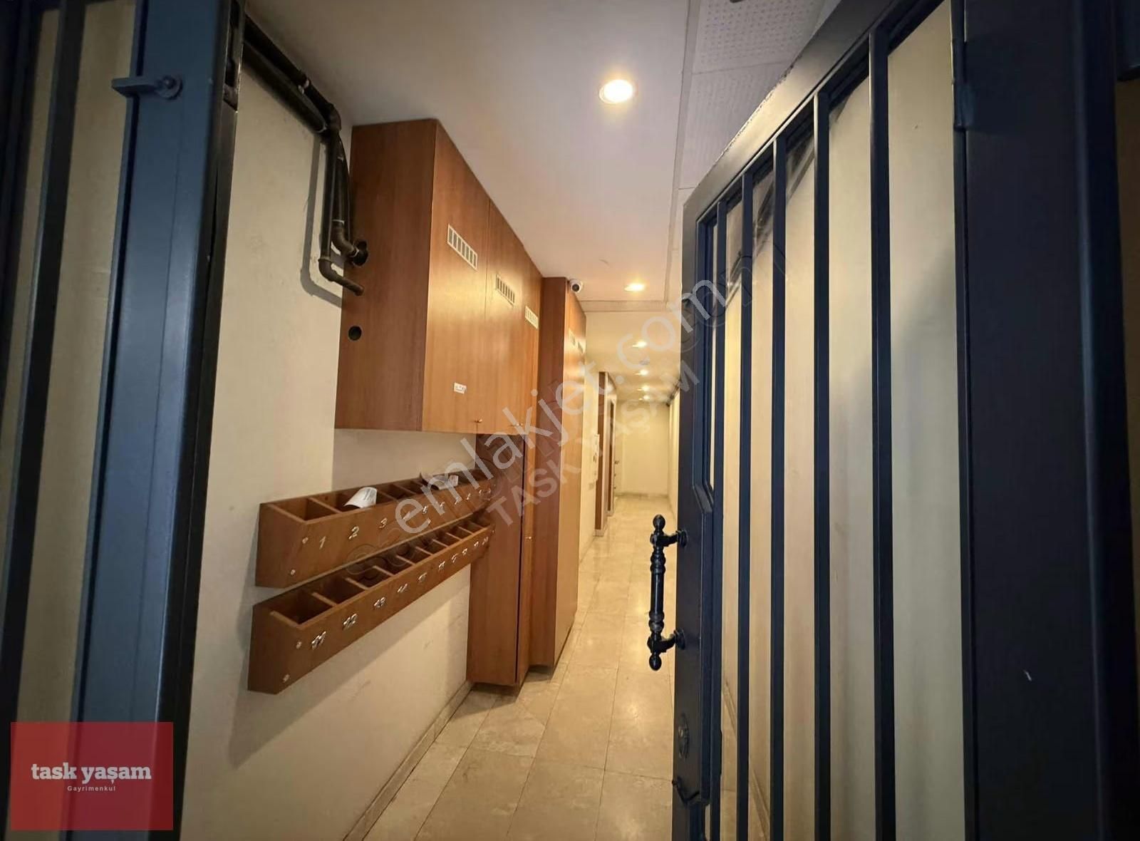 Nişantaşı Teşvikiye Genç Binada Kiralık 1+1 Beyaz Eşyalı Daire - Görsel 19