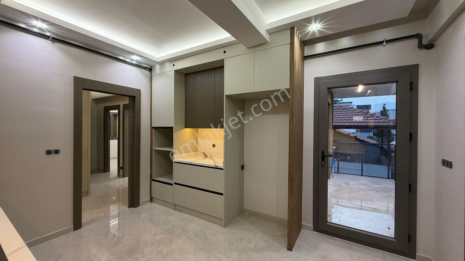 Naz Bayrağın Yanı 3+1 150m2 Acilll Satılık Daire - Görsel 5