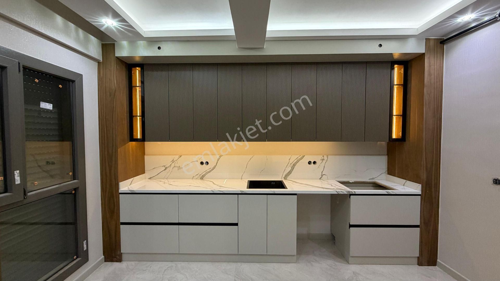 Naz Bayrağın Yanı 3+1 150m2 Acilll Satılık Daire - Görsel 3