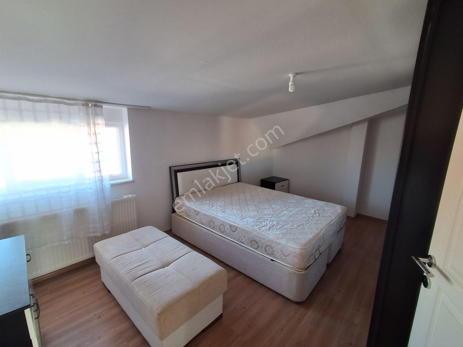 Karasu Aziziye Mahallesinde Kiralık Dubleks Daire - Görsel 11