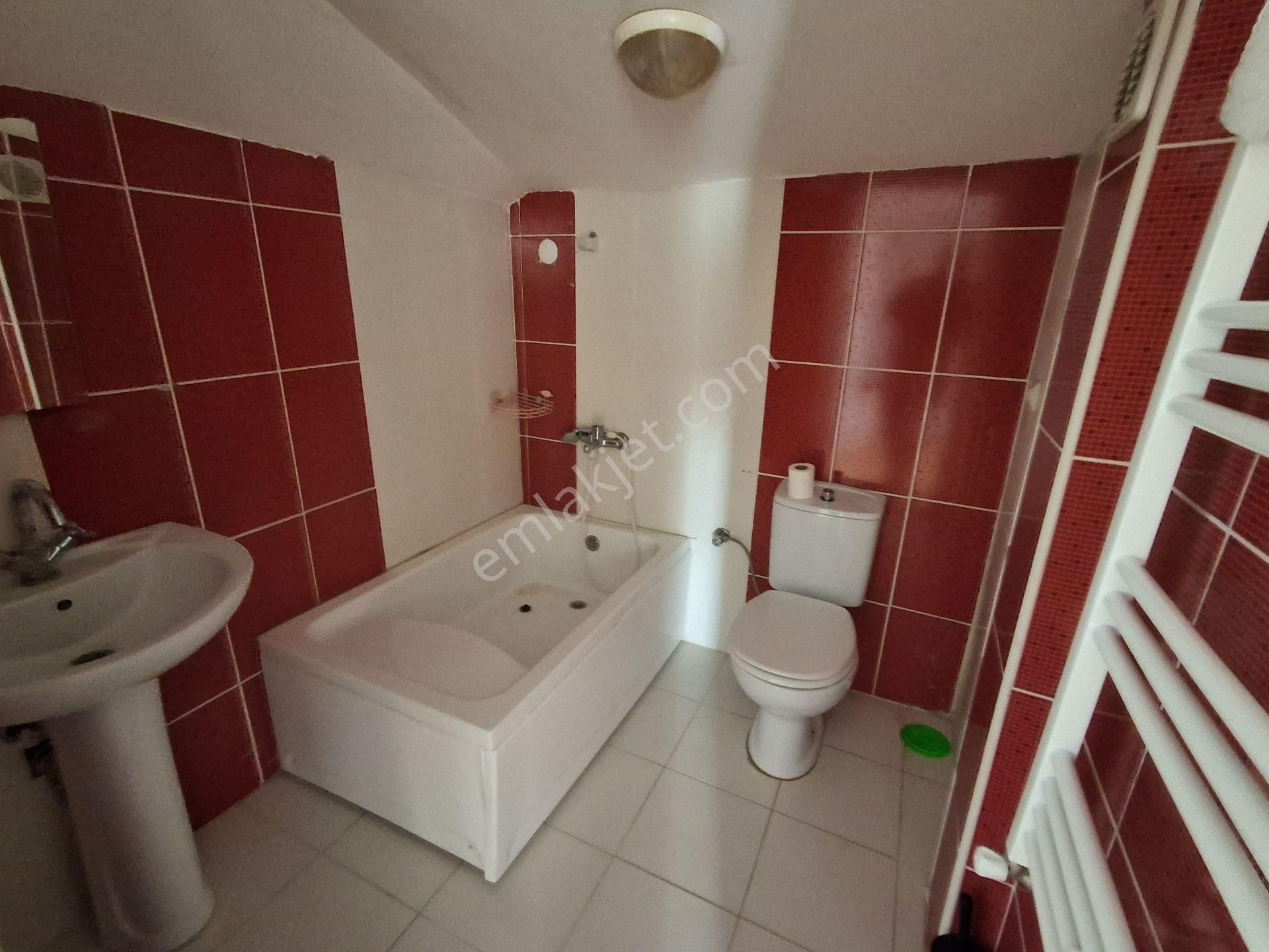 Karasu Aziziye Mahallesinde Kiralık Dubleks Daire - Görsel 18