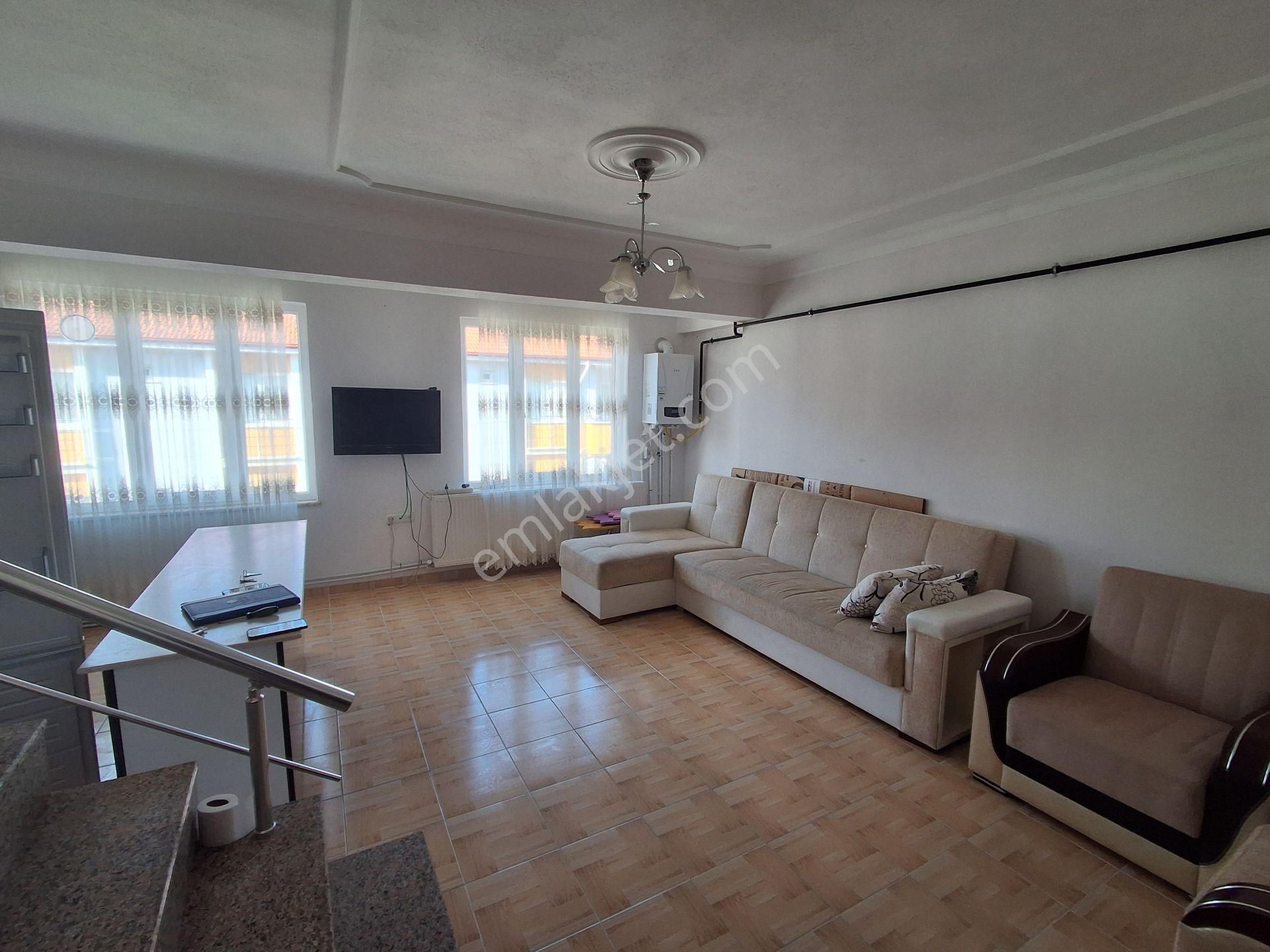 Karasu Aziziye Mahallesinde Kiralık Dubleks Daire - Görsel 6