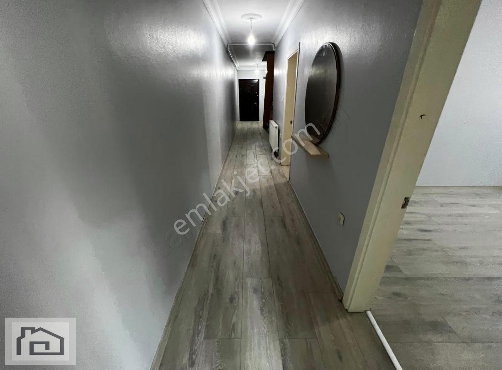 Emin'den Merkez Camii Yanı,krediye Uygun,genç Binada,fırsat 4+2! - Görsel 32
